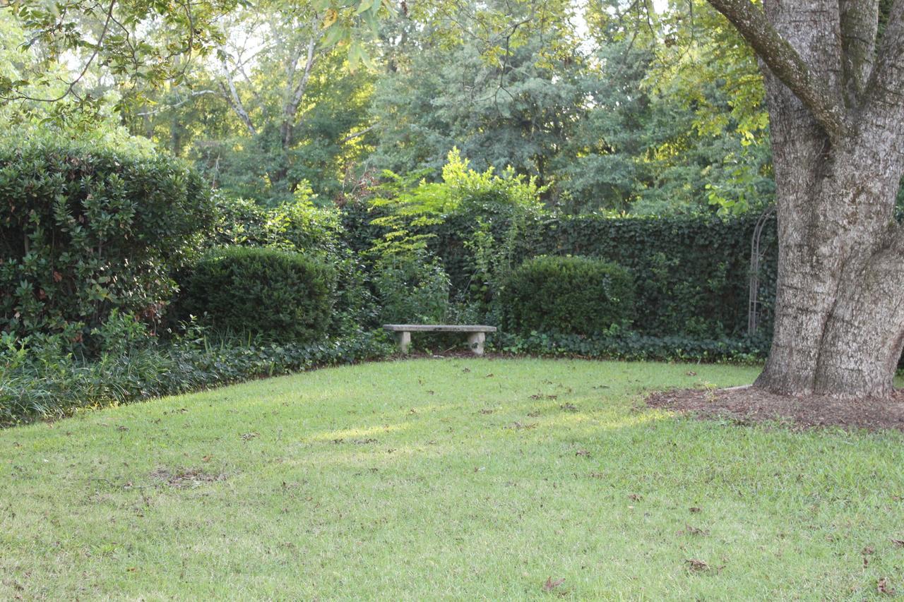 The Gables Inn And Gardens Ward Dış mekan fotoğraf